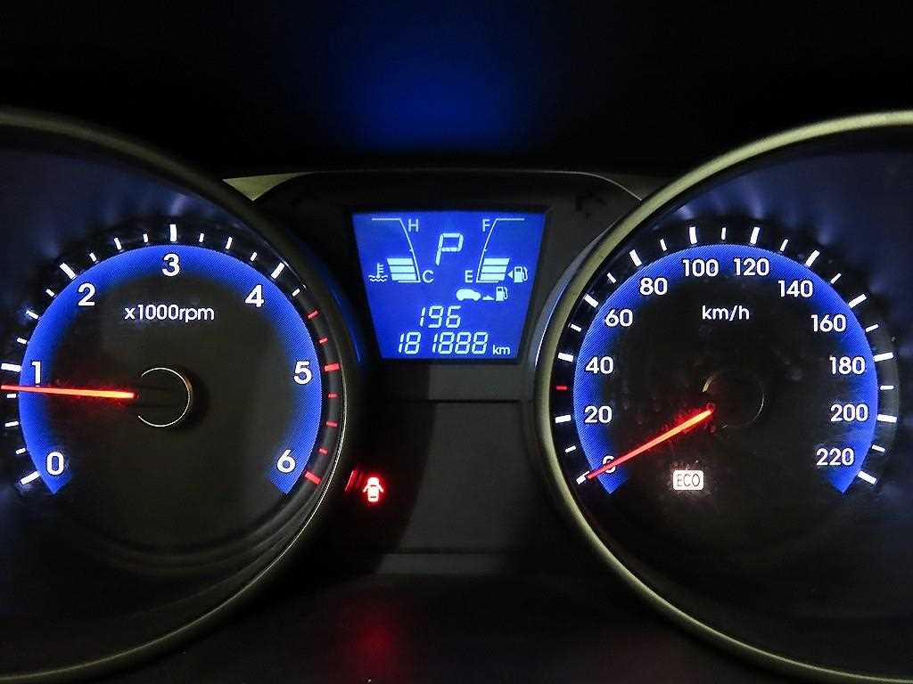 HYUNDAI Tucson - Vista 9