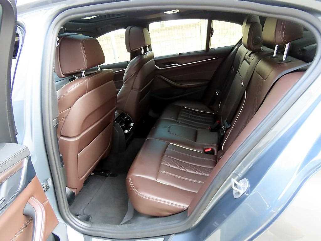 BMW 5 Series - Vista 6