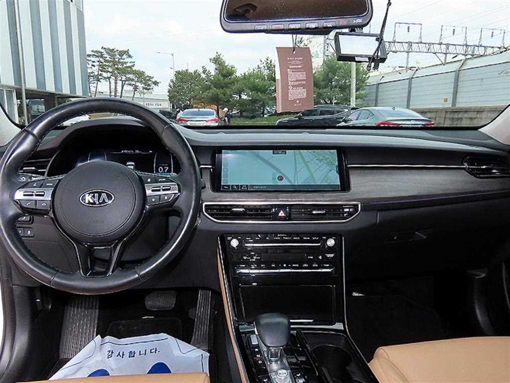 KIA K7 - Vista 7