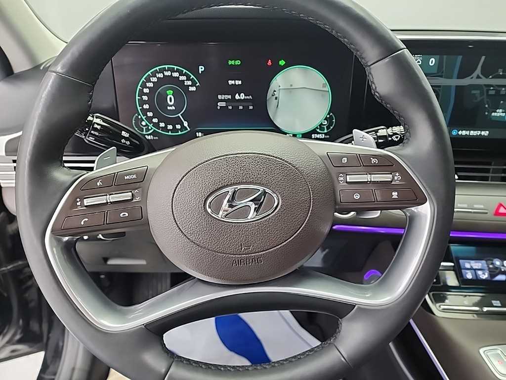 HYUNDAI Grandeur - Vista 9