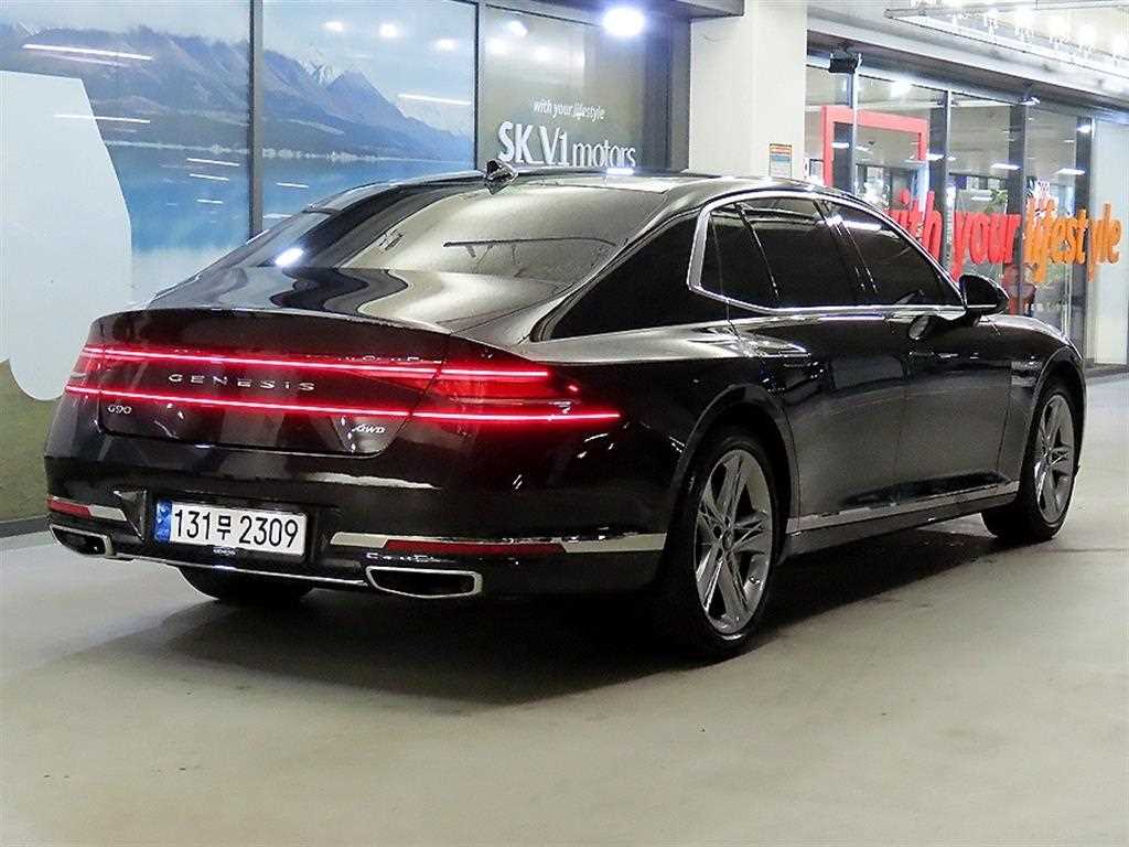 Genesis G90 - Vista 4