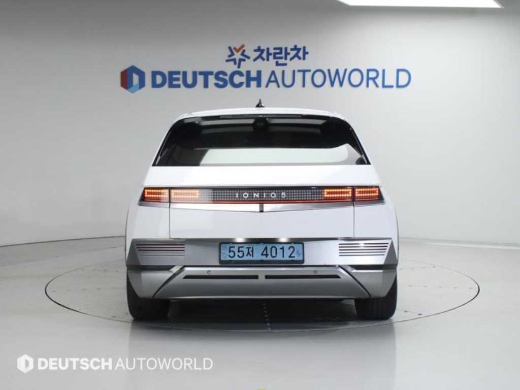 HYUNDAI Ioniq 5 - Vista 4