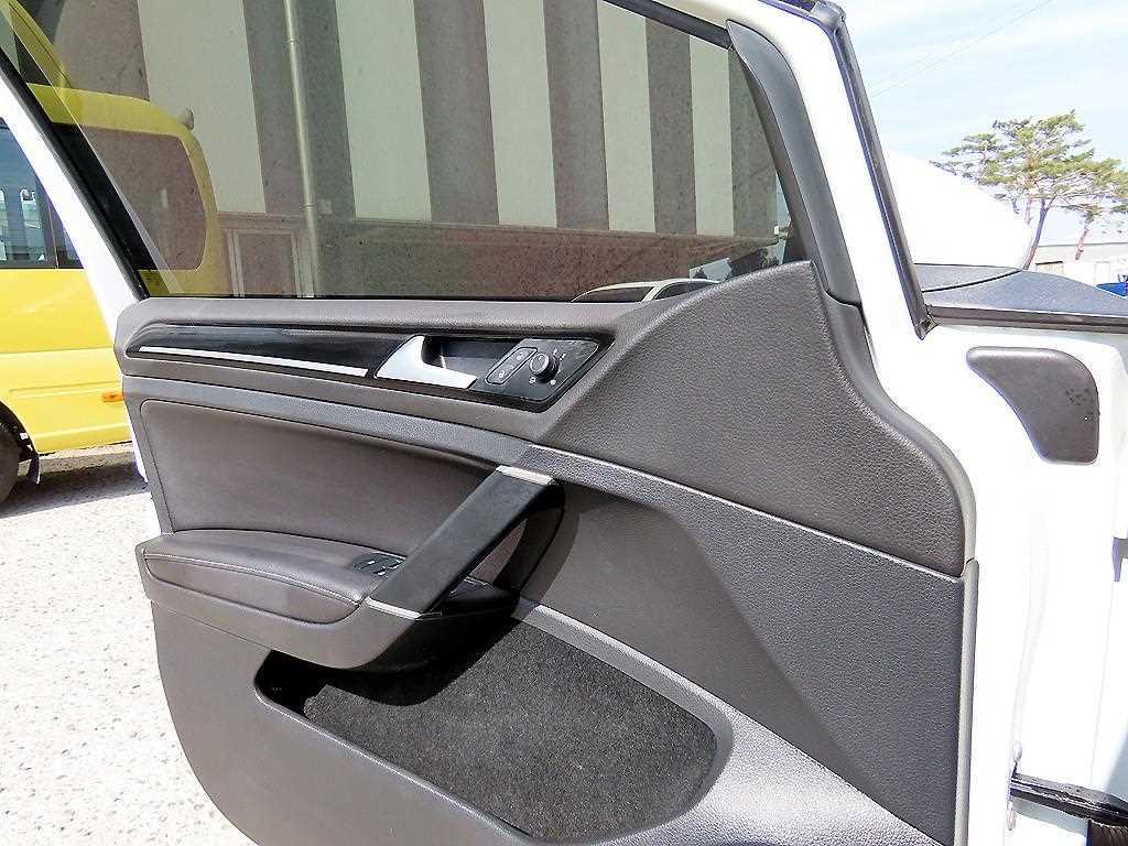 Volkswagen Golf - Vista 11