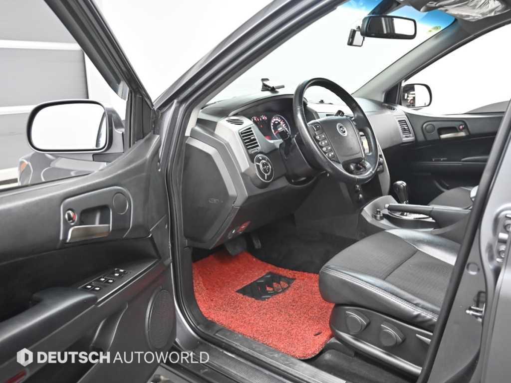 Ssangyong Korando - Vista 11