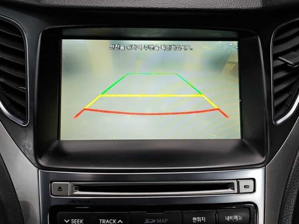 HYUNDAI Grandeur - Vista 10