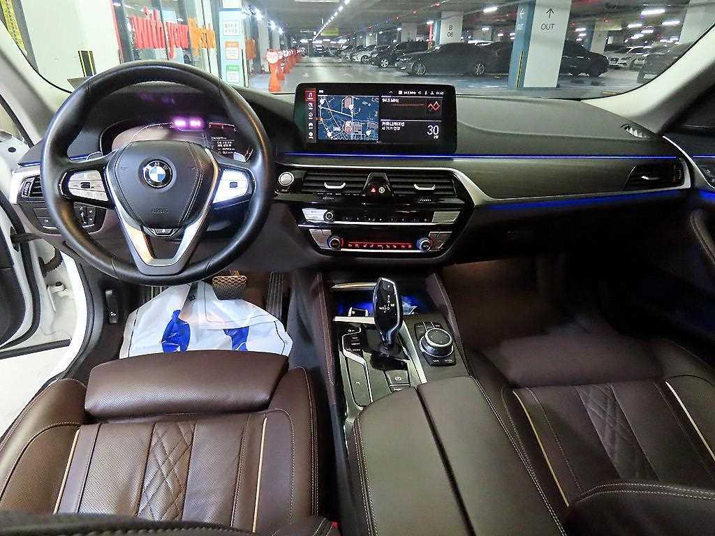 BMW 5 Series - Vista 9
