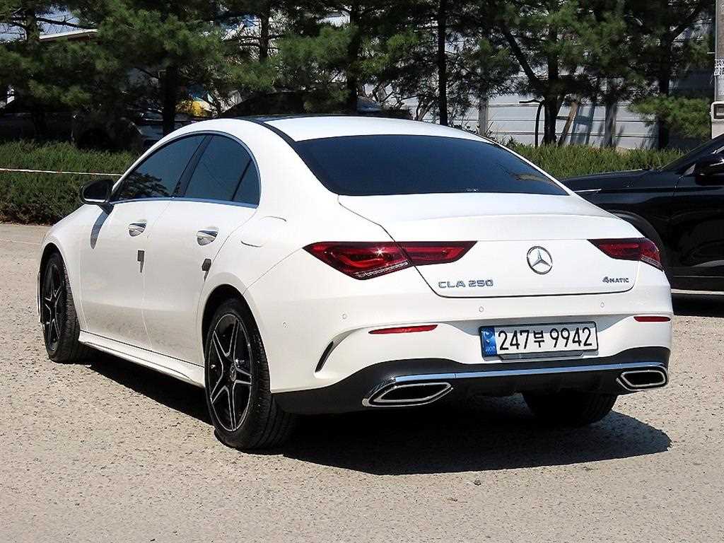 Mercedes Benz CLA Class - Vista 4