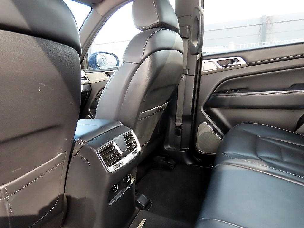 Ssangyong Rexton 2018 Azul - Importación desde Corea - HF Imports Iquique - Foto 16