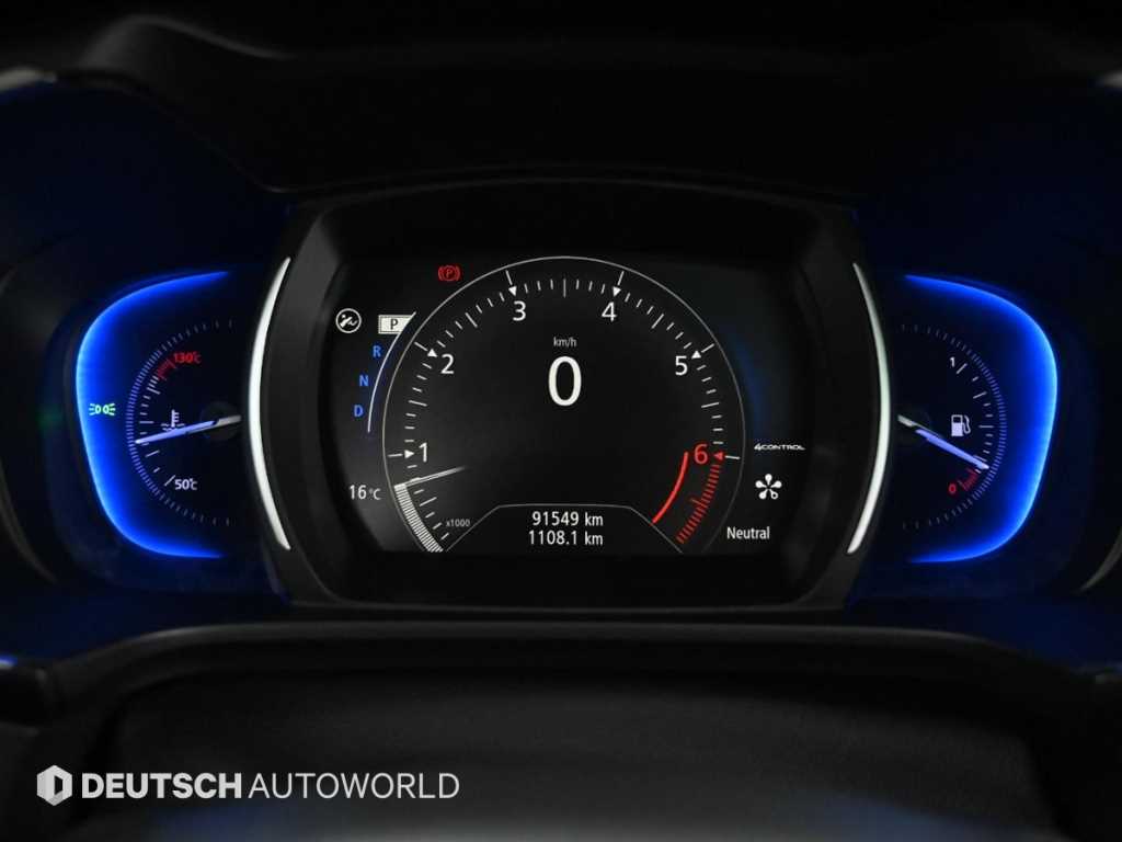 SAMSUNG QM6 - Vista 8