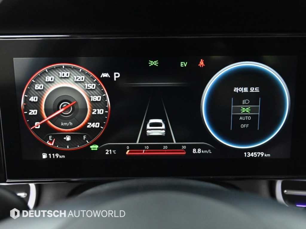 HYUNDAI Avante - Vista 8