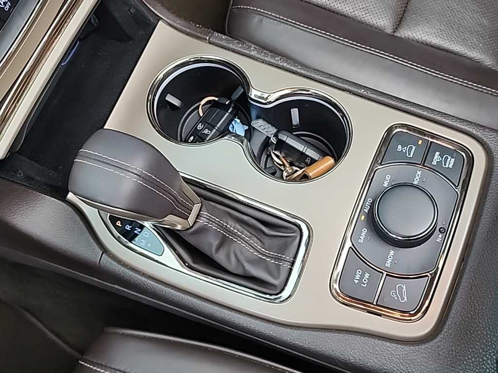 Jeep Cherokee - Vista 8