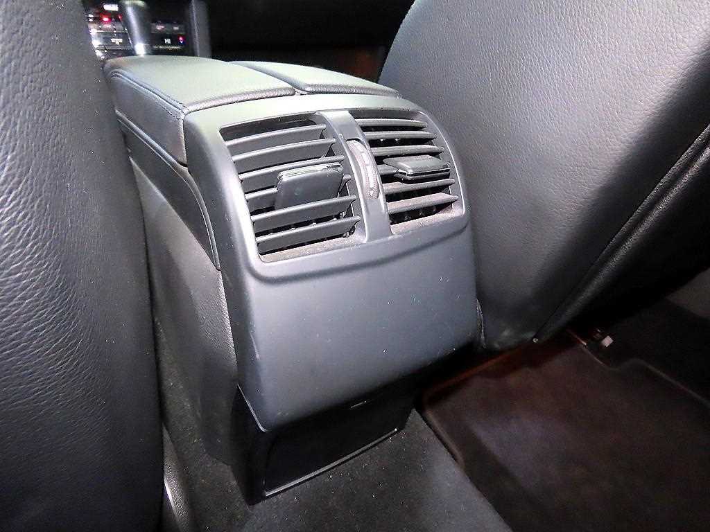 Mercedes Benz E class 2011 - Importación desde Corea - HF Imports Iquique - Foto 17