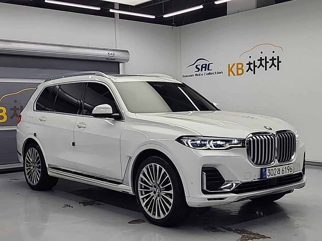 BMW X7 - Vista 4