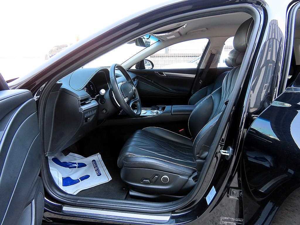 Genesis G80 - Vista 5