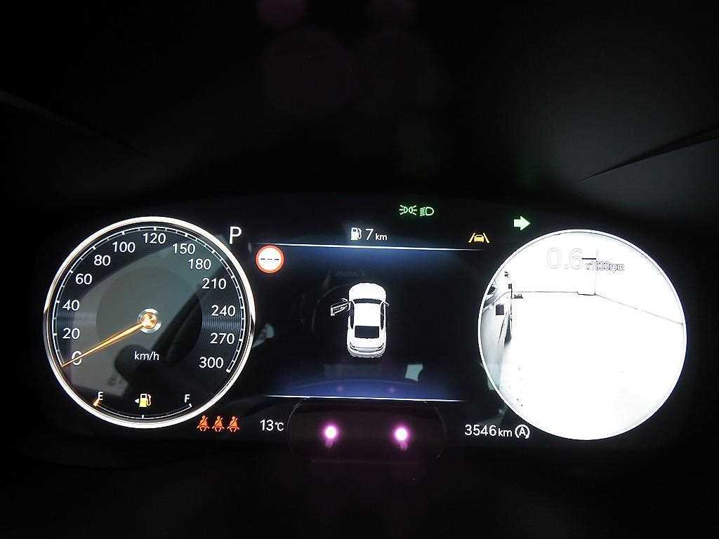 Genesis G70 - Vista 11