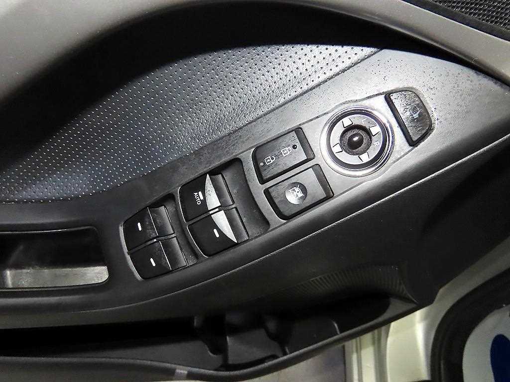 HYUNDAI Avante 2013 Gris - Importación desde Corea - HF Imports Iquique - Foto 13