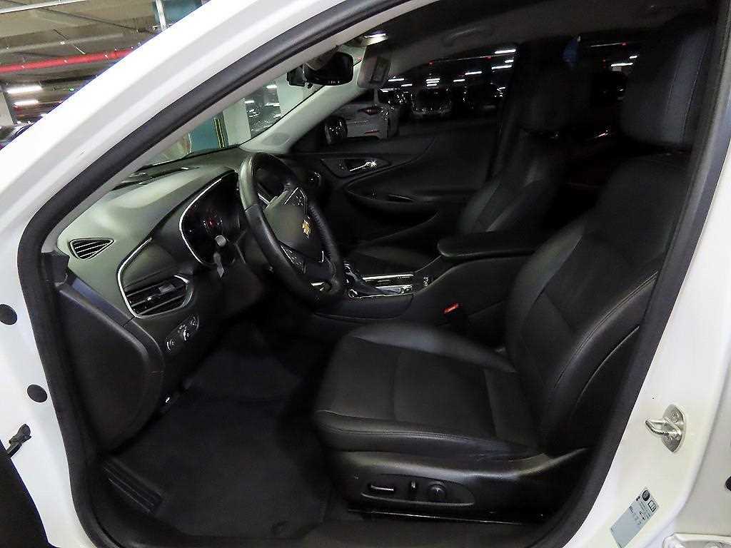 Chevrolet Malibu - Vista 6