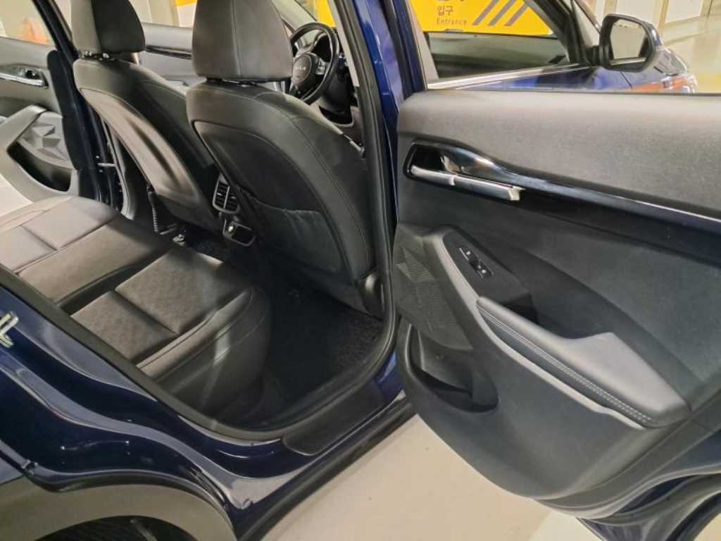 KIA Seltos 2022 Azul - Importación desde Corea - HF Imports Iquique - Foto 19