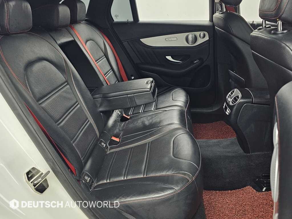 Mercedes Benz GLC Class - Vista 12