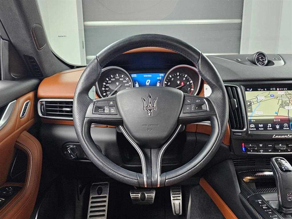 Maserati Levante 2019 Blanco - Importación desde Corea - HF Imports Iquique - Foto 13