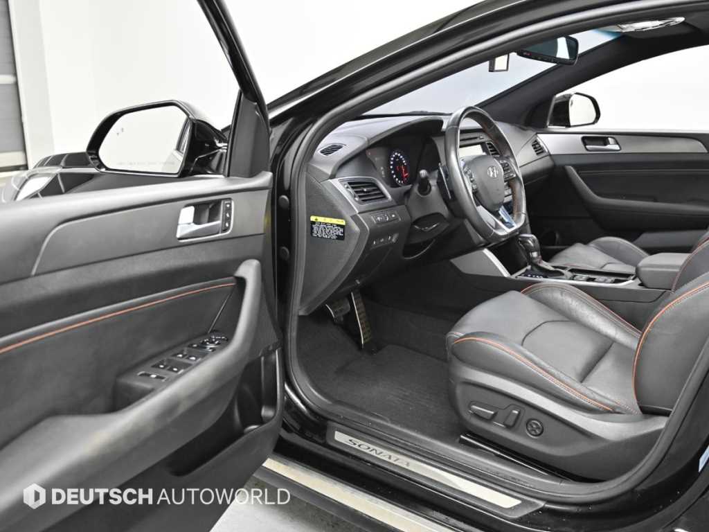 HYUNDAI Sonata - Vista 11