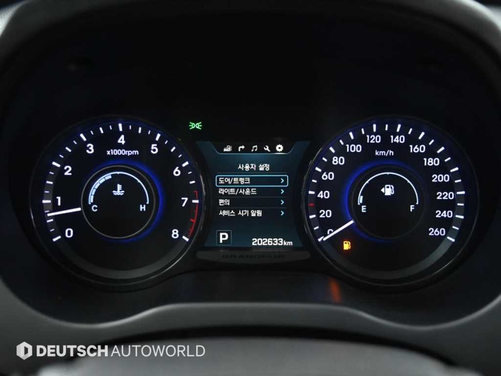 HYUNDAI Grandeur - Vista 8