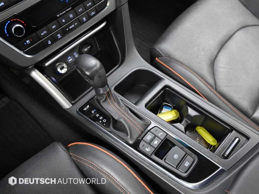 HYUNDAI Sonata - Vista 9