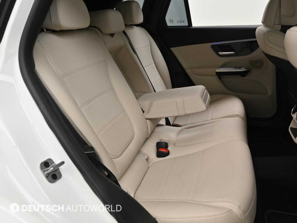 Mercedes Benz GLC Class - Vista 12