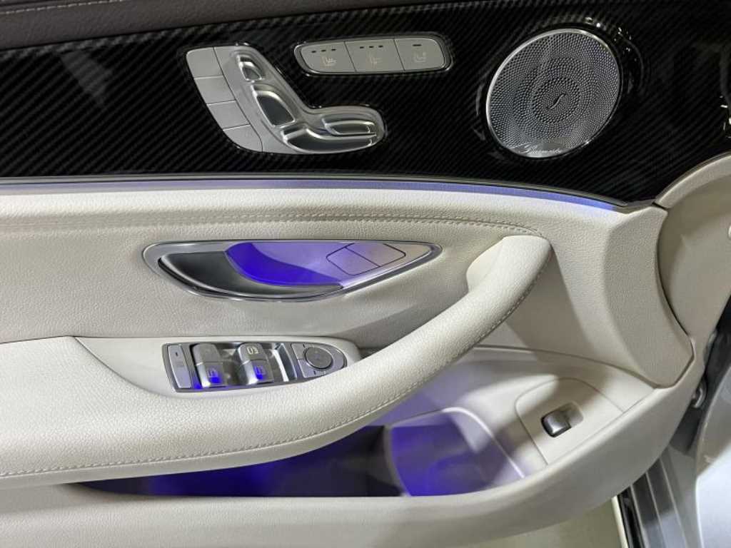 Mercedes Benz E class - Vista 9