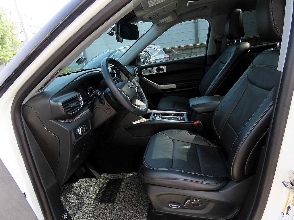 Ford Explorer - Vista 5