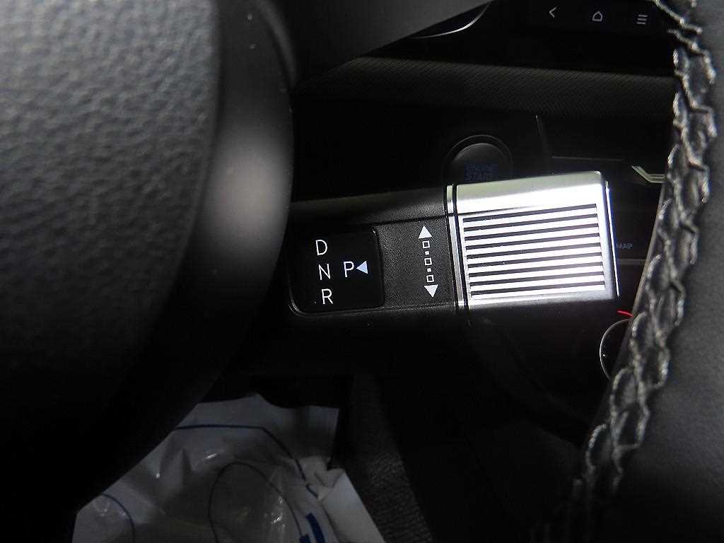 HYUNDAI Sonata - Vista 11