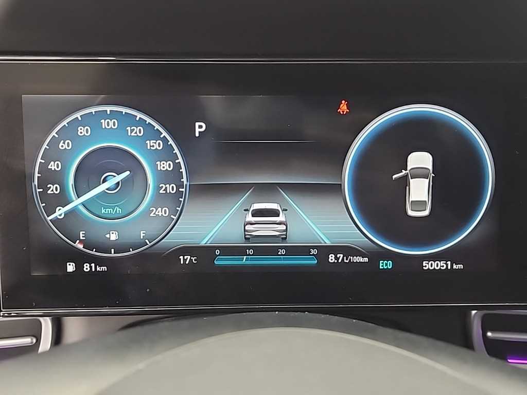 HYUNDAI Avante - Vista 6