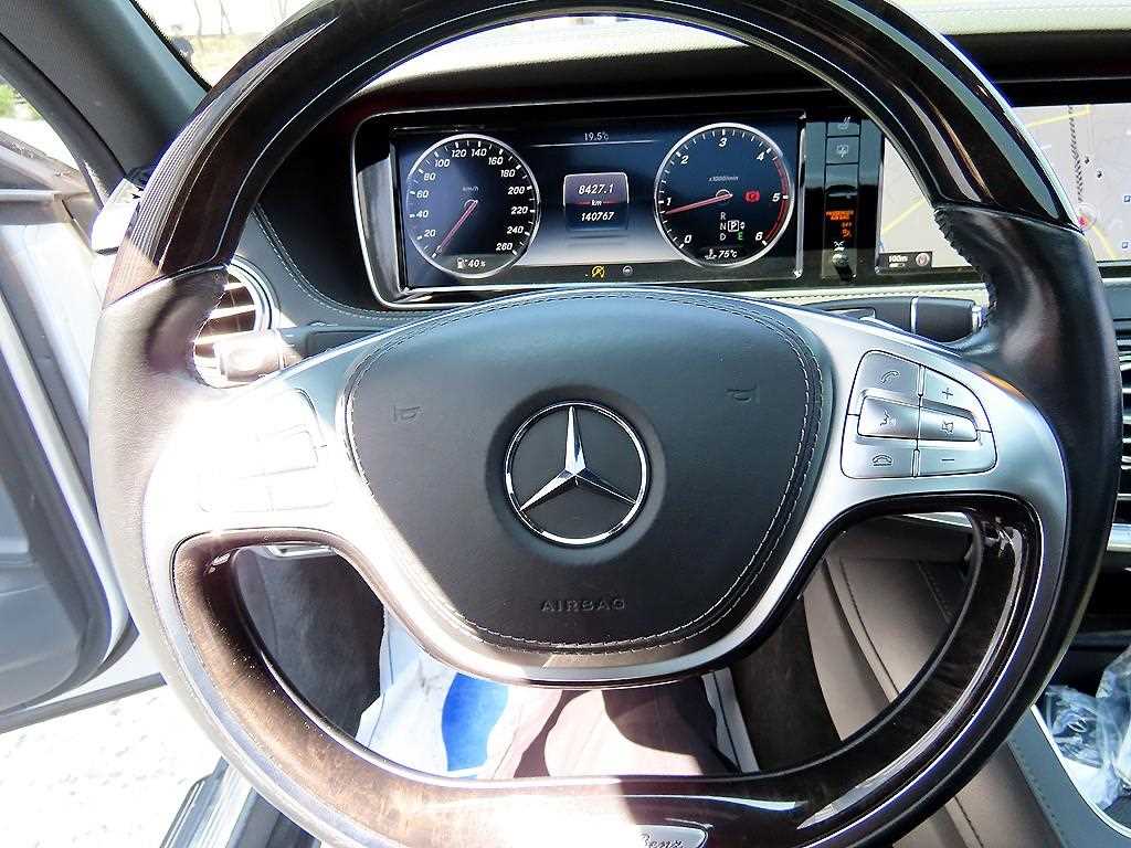 Mercedes Benz S Class - Vista 8