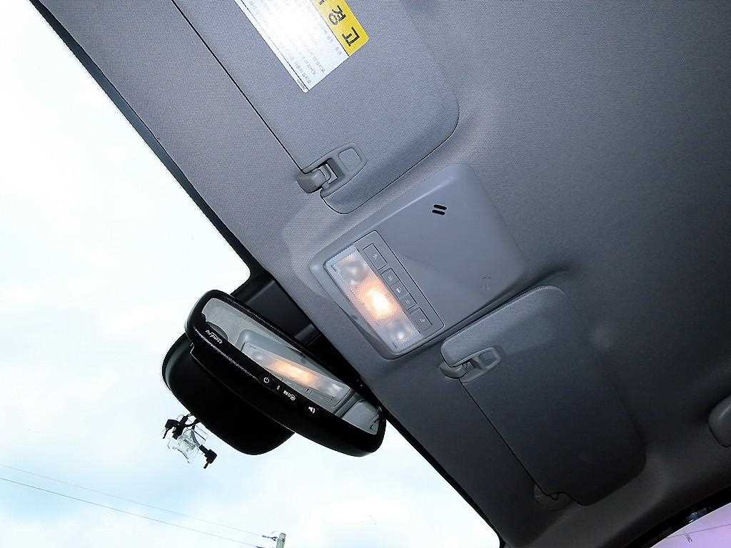 Chevrolet Trax 2017 Gris - Importación desde Corea - HF Imports Iquique - Foto 15