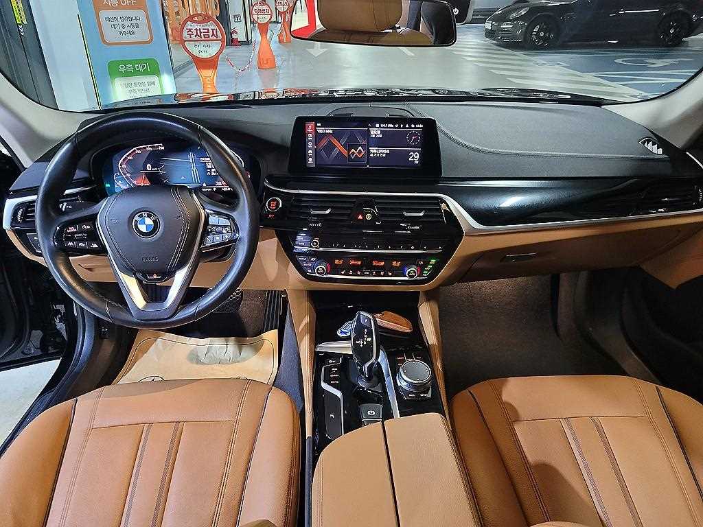 BMW 5 Series - Vista 6