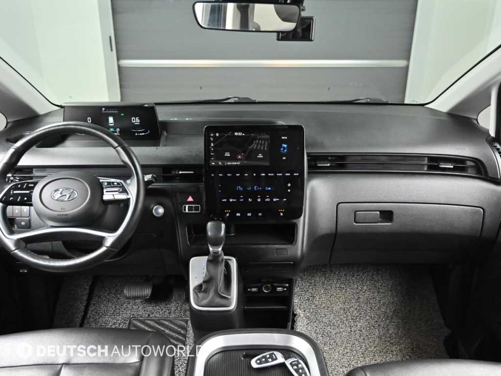 HYUNDAI Staria - Vista 7