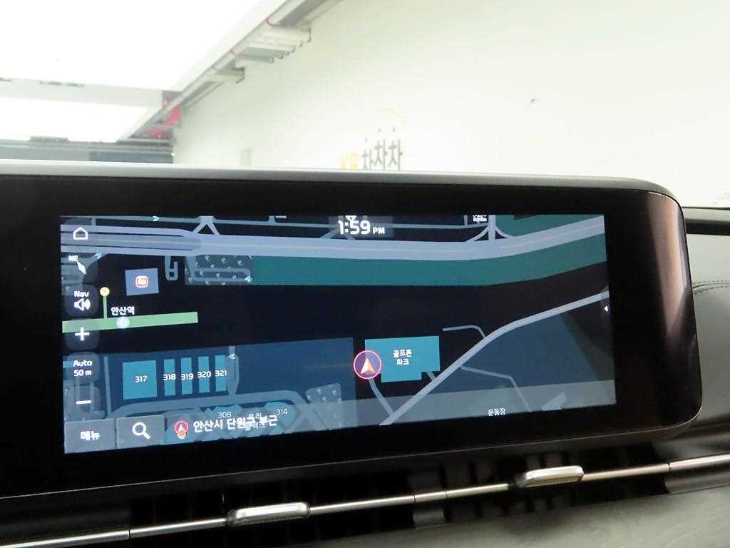 KIA Carnival - Vista 8