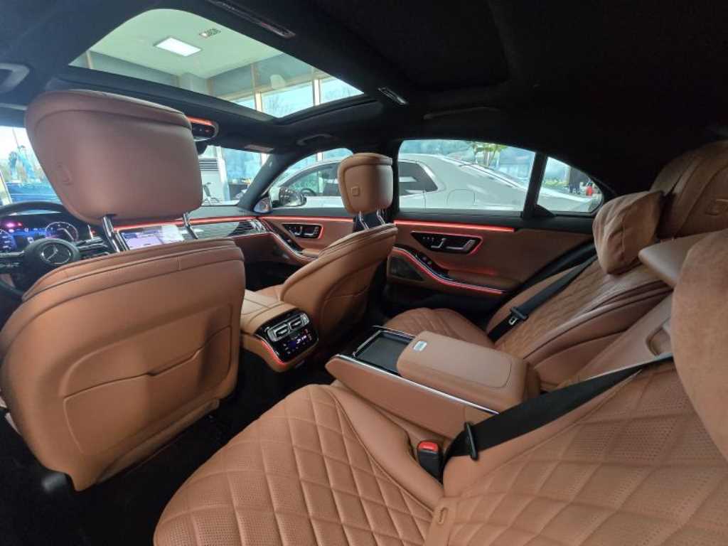 Mercedes Benz S Class - Vista 9