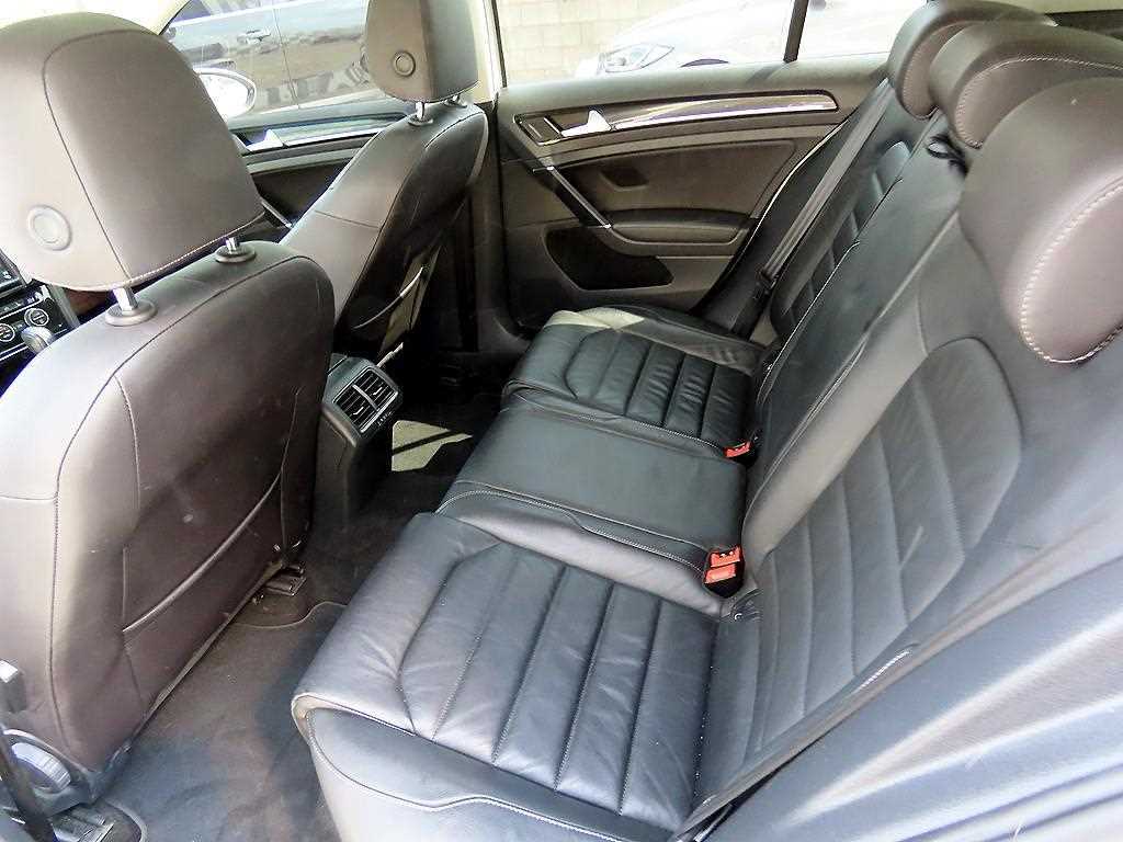 Volkswagen Golf - Vista 6