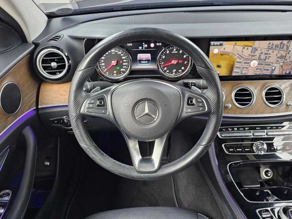 Mercedes Benz E class 2018 Negro - Importación desde Corea - HF Imports Iquique - Foto 13