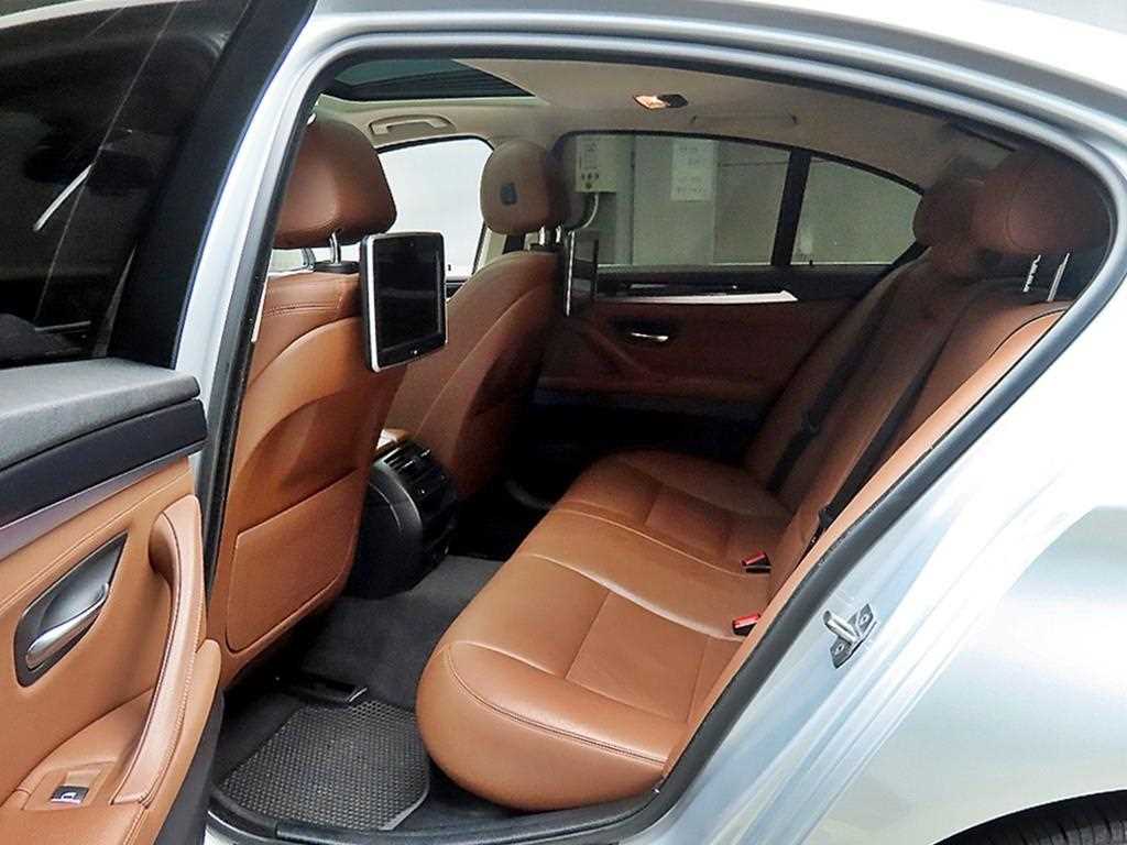 BMW 5 Series - Vista 6