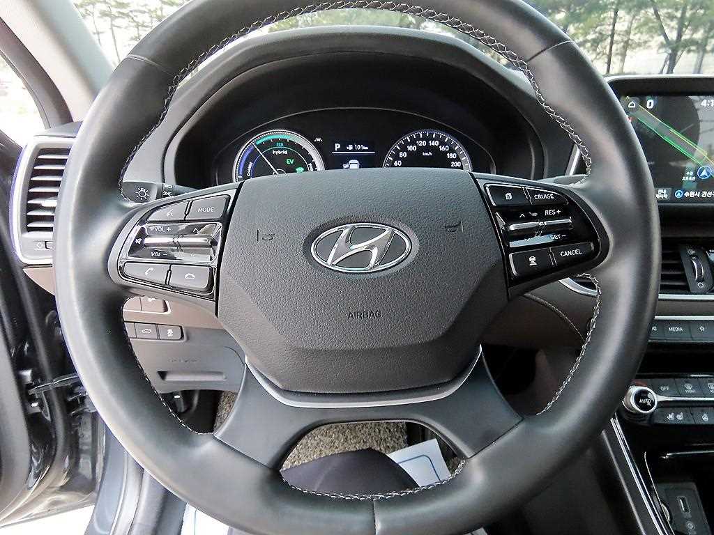 HYUNDAI Grandeur - Vista 8