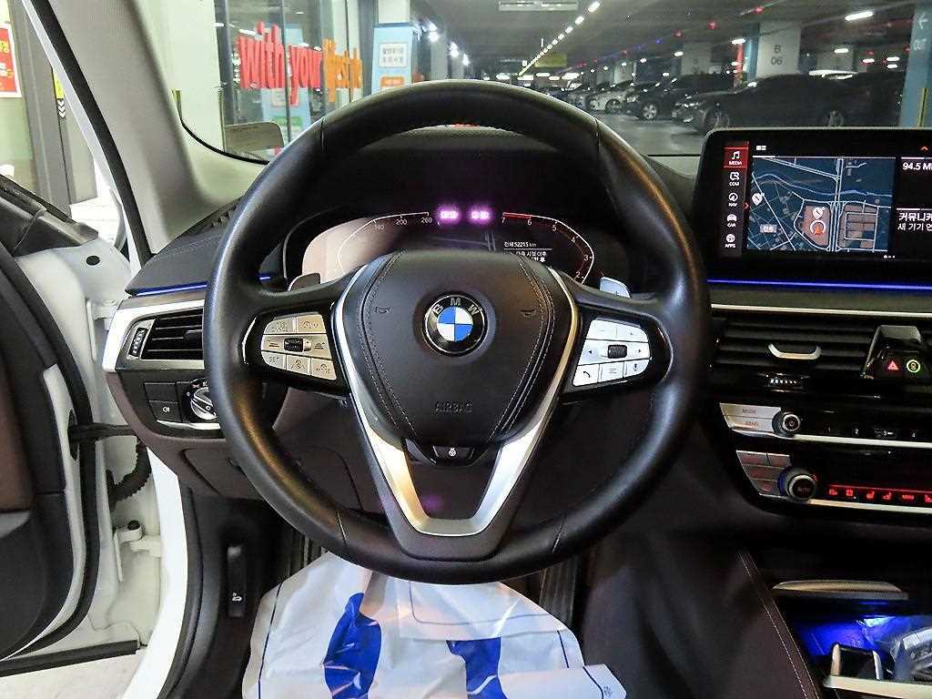 BMW 5 Series - Vista 7