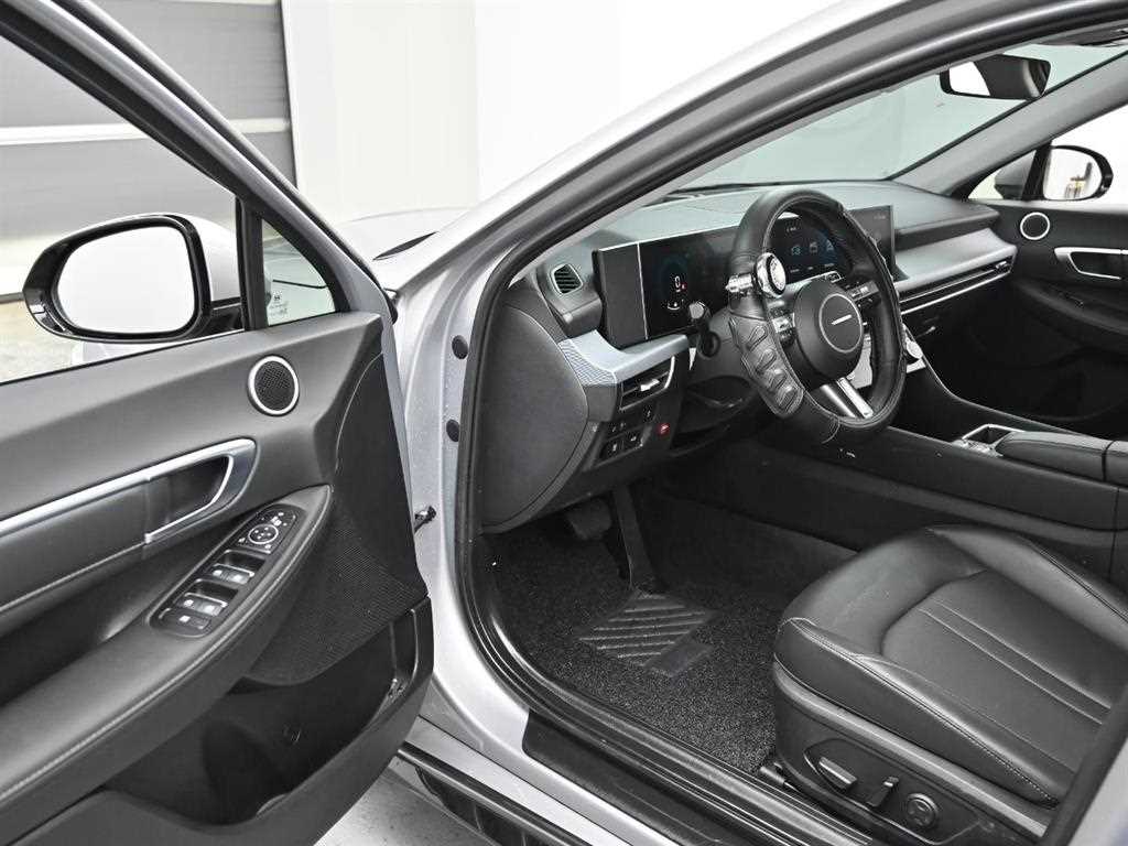 HYUNDAI Sonata - Vista 10