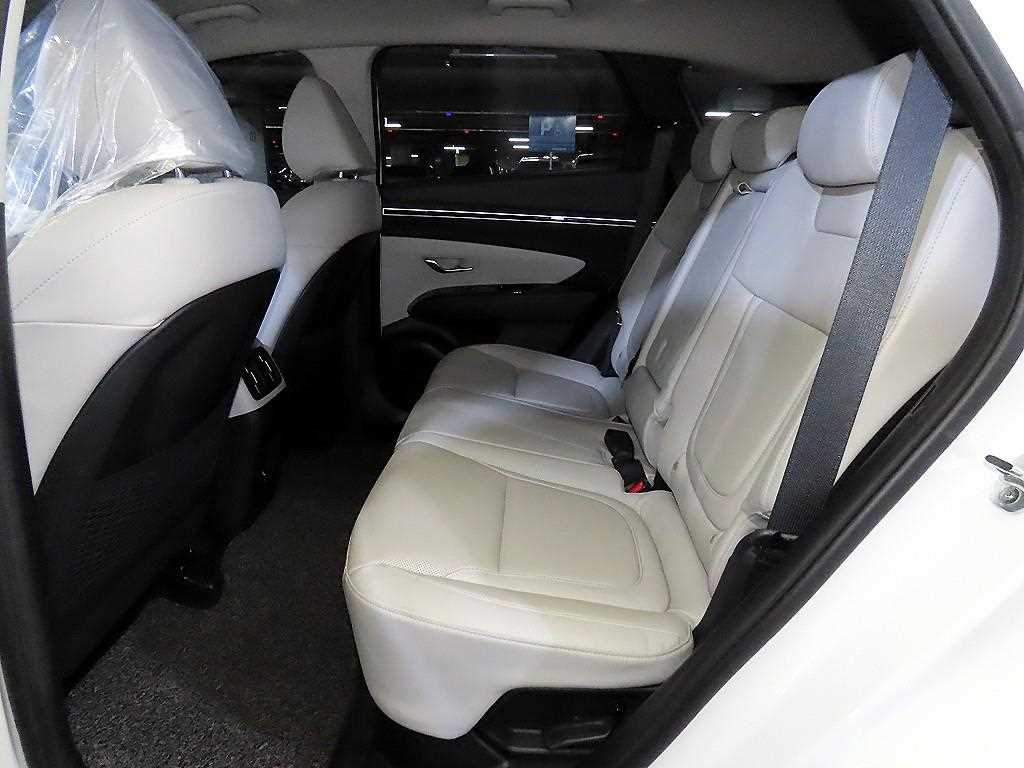 HYUNDAI Tucson - Vista 8