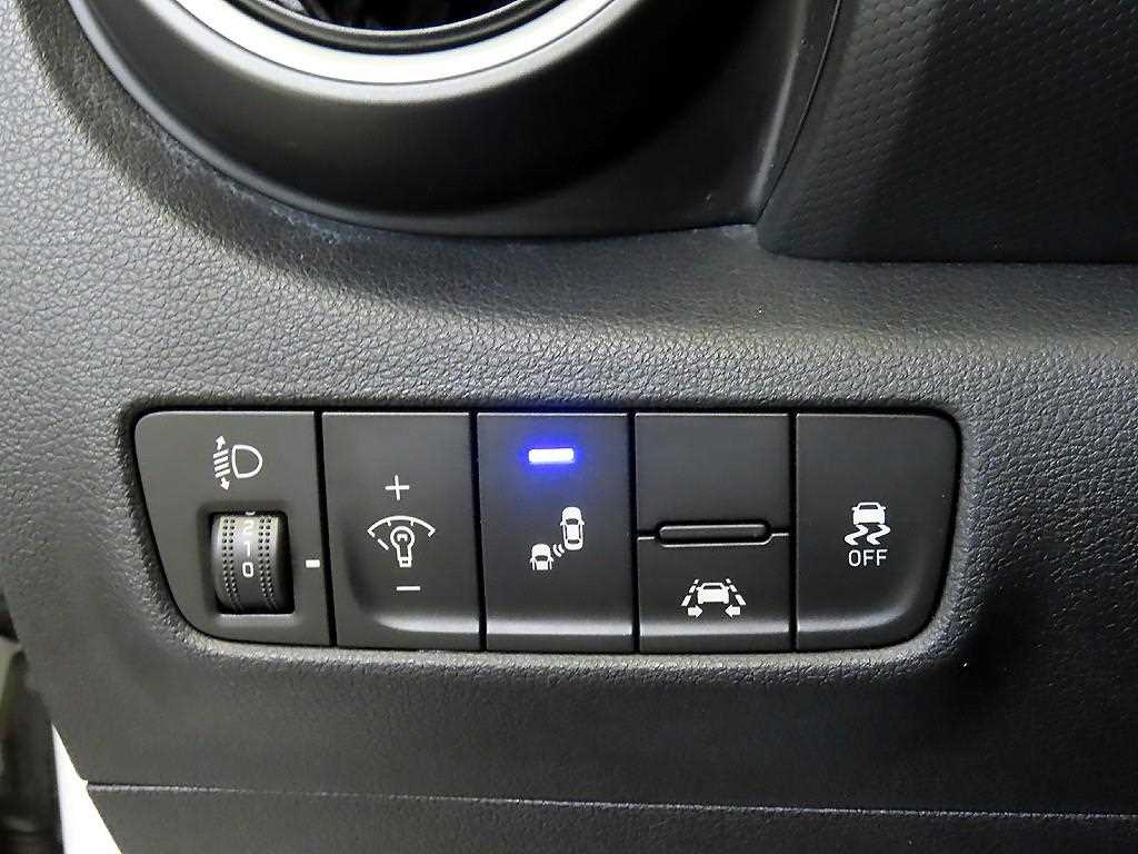 HYUNDAI Kona 2018 Blanco - Importación desde Corea - HF Imports Iquique - Foto 14