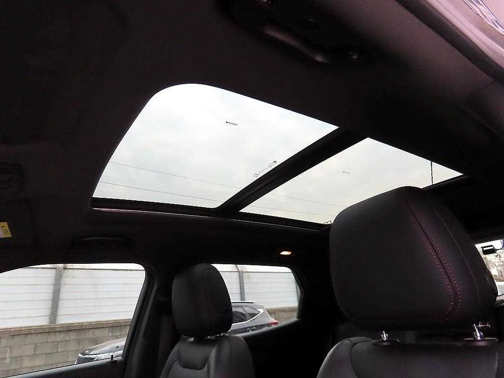 Chevrolet Trail Blazer 2022 Negro - Importación desde Corea - HF Imports Iquique - Foto 16