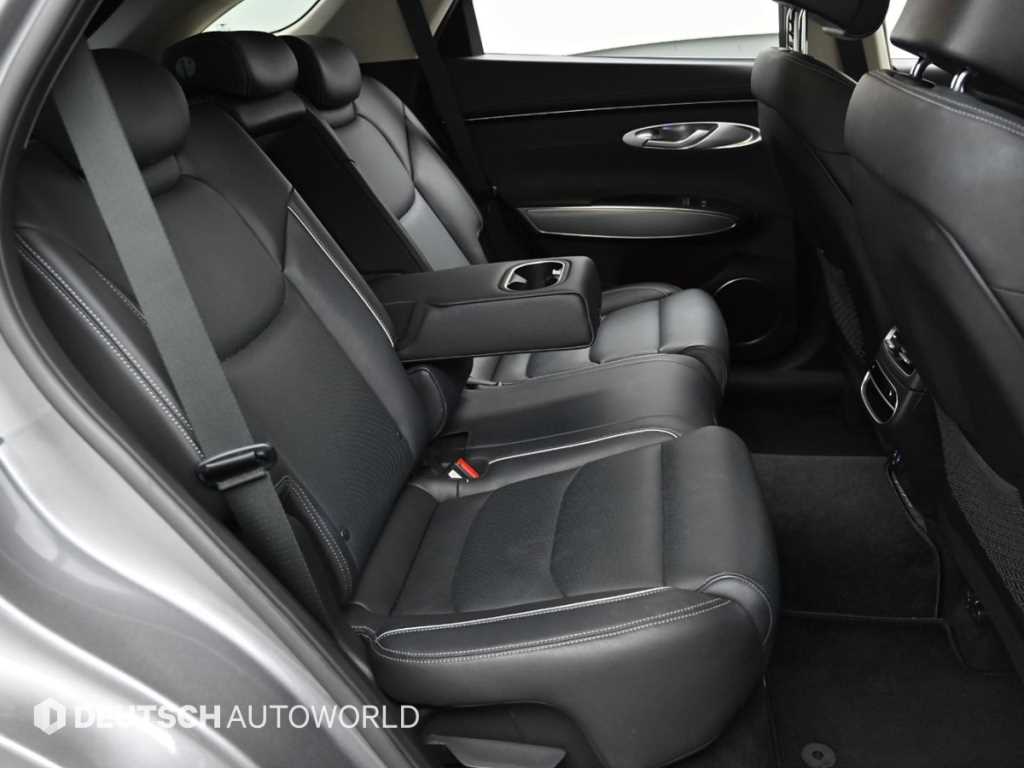 Genesis GV70 - Vista 12