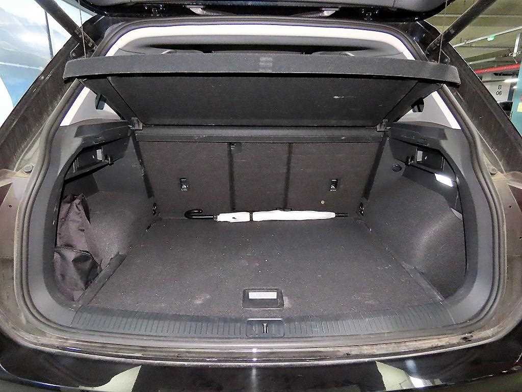 Volkswagen Tiguan 2024 Negro - Importación desde Corea - HF Imports Iquique - Foto 17