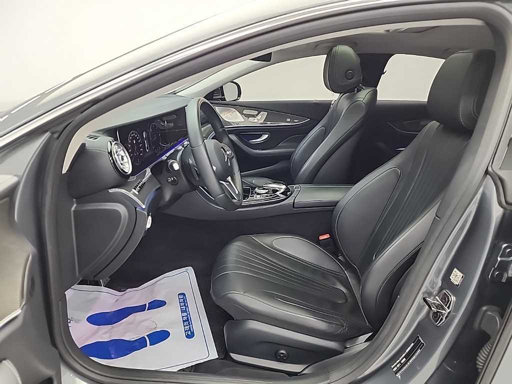 Mercedes Benz CLS Class - Vista 11